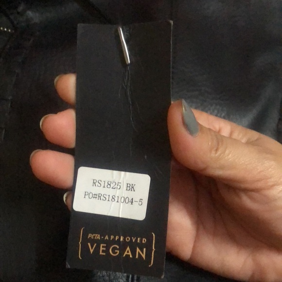 Black Fine leather handbag from Deluxity Los Angeles - Picture 8 of 9